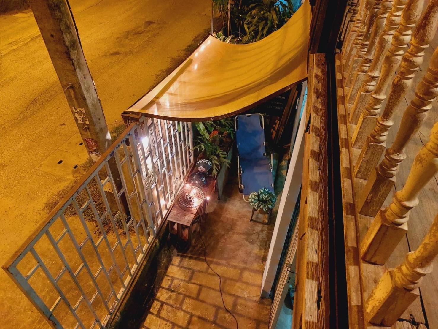 Hostelbed And Retreat Phitsanulok Zewnętrze zdjęcie