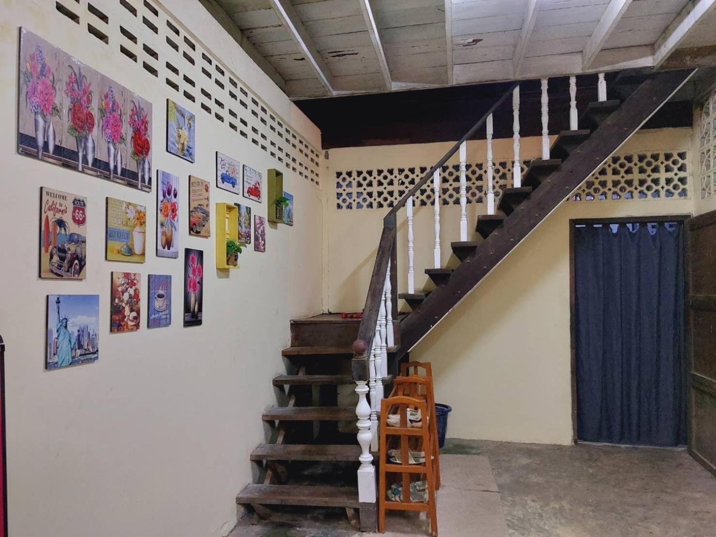 Hostelbed And Retreat Phitsanulok Zewnętrze zdjęcie