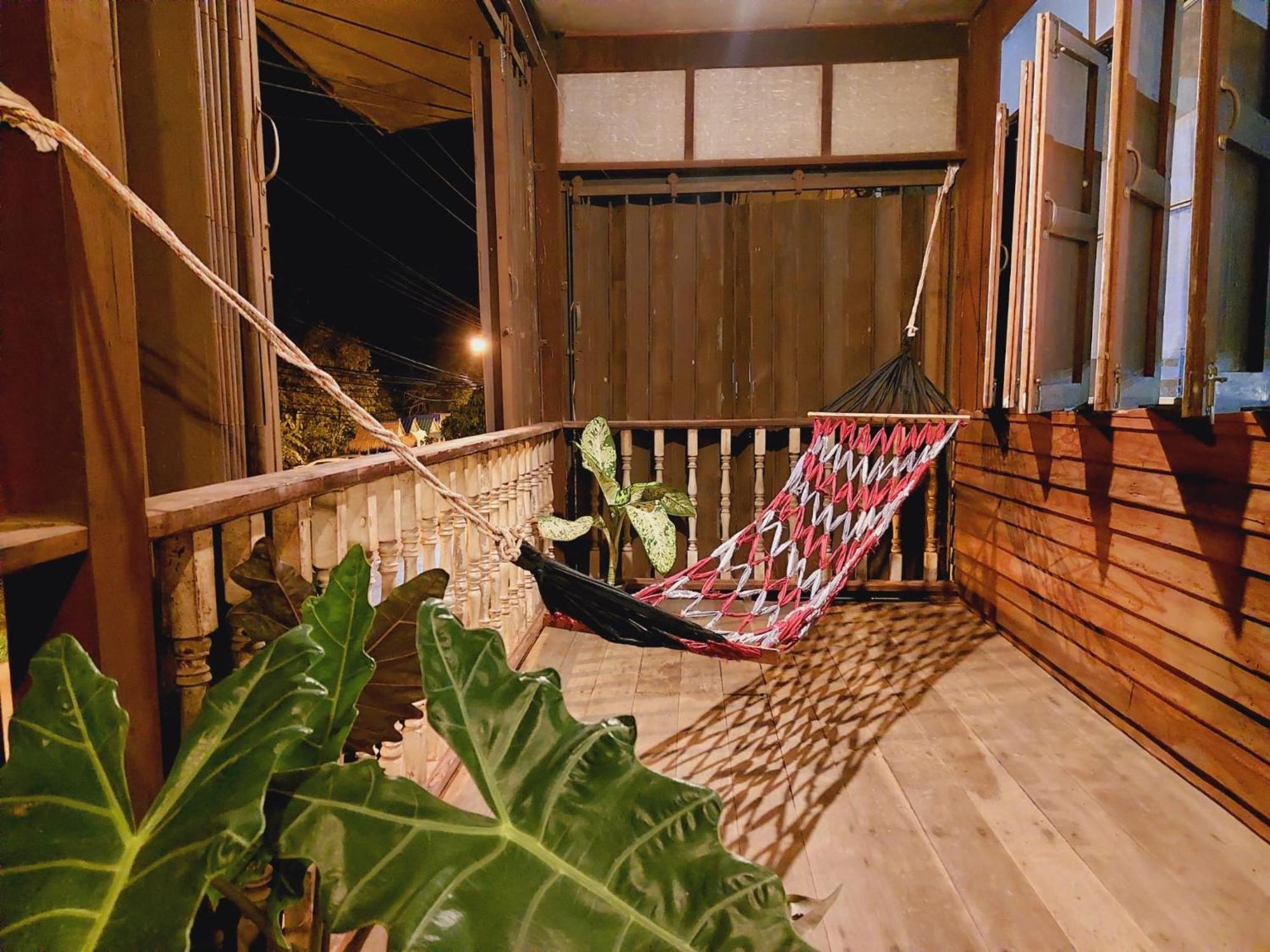 Hostelbed And Retreat Phitsanulok Zewnętrze zdjęcie