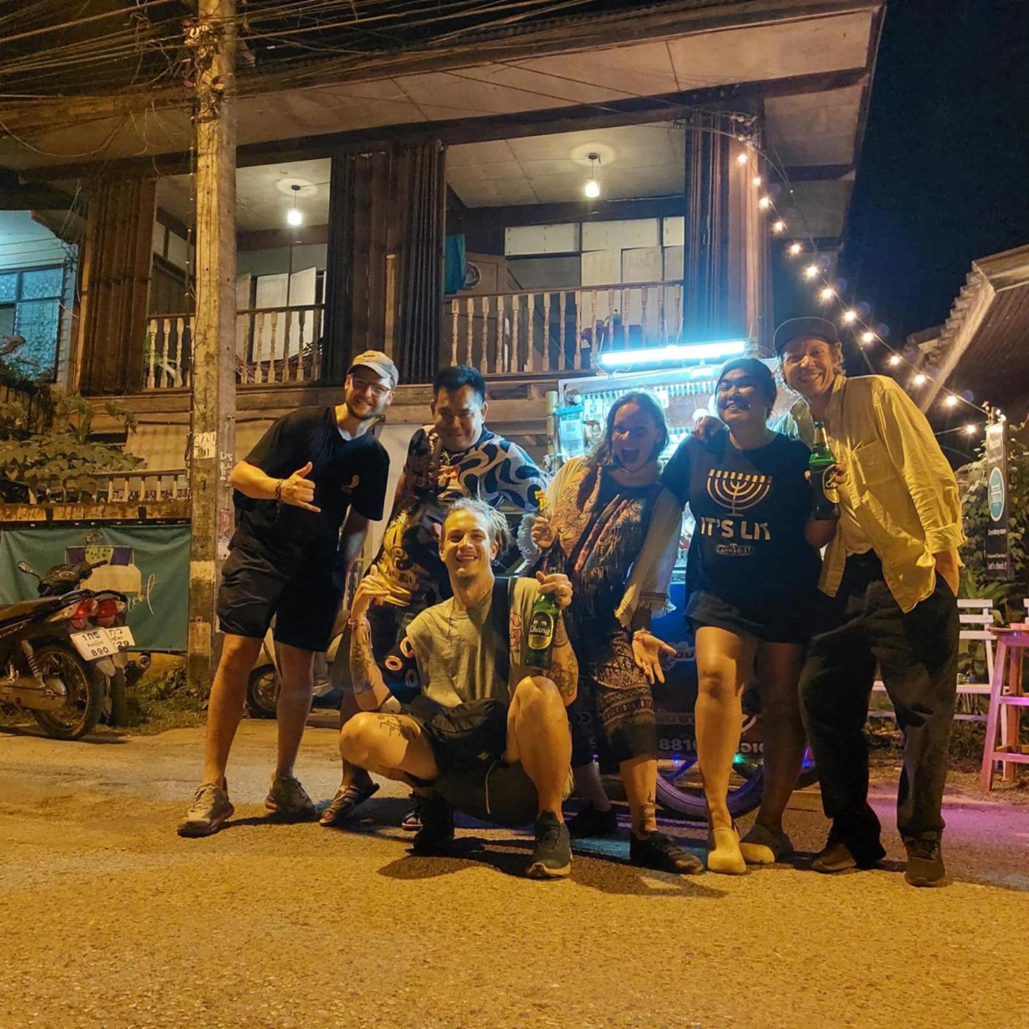 Hostelbed And Retreat Phitsanulok Zewnętrze zdjęcie